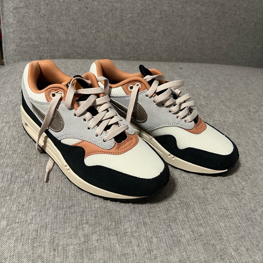 Nike Men's Multicolor Sneakers
